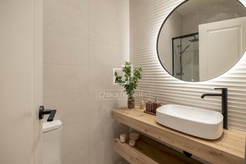 Купить квартиру в Барселона, Испания с 4 спальни, 168м², № 7179 - фото 6