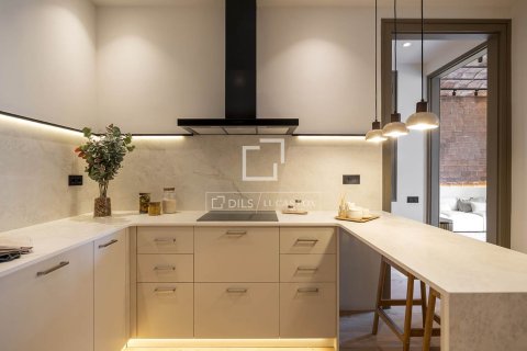 Купить квартиру в Барселона, Испания с 4 спальни, 168м², № 7179 - фото 9