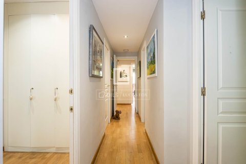 Apartamento de 4 dormitorios en venta en Sant Cugat del Vallès, Barcelona, Cataluña, Spain № 7174 - foto 9