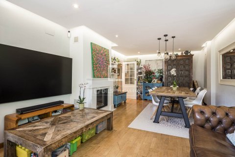 Apartamento de 4 dormitorios en venta en Sant Cugat del Vallès, Barcelona, Cataluña, Spain № 7174 - foto 20