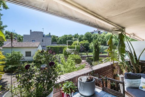 Apartamento de 4 dormitorios en venta en Sant Cugat del Vallès, Barcelona, Cataluña, Spain № 7174 - foto 21