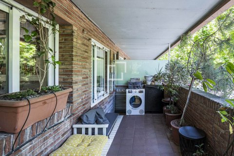 Apartamento de 4 dormitorios en venta en Sant Cugat del Vallès, Barcelona, Cataluña, Spain № 7174 - foto 4
