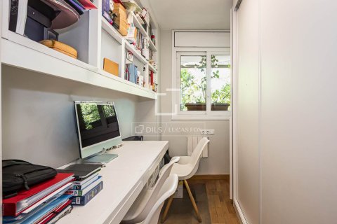 Apartamento de 4 dormitorios en venta en Sant Cugat del Vallès, Barcelona, Cataluña, Spain № 7174 - foto 6
