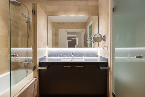 Apartamento de 5 dormitorios en venta en Barcelona, Cataluña, Spain № 7177 - foto 29