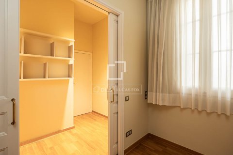Apartamento de 5 dormitorios en venta en Barcelona, Cataluña, Spain № 7177 - foto 26