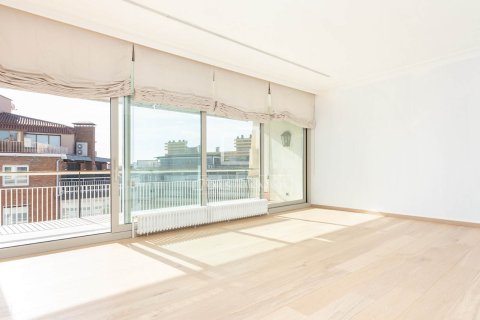 3 chambres penthouse à vendre à Barcelona, Catalonia, Spain № 7178 - photo 23