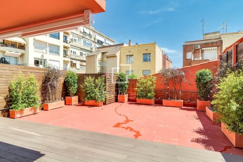 3 bedrooms apartment for sale in Barcelona, Catalonia, Spain № 7180 - photo 20