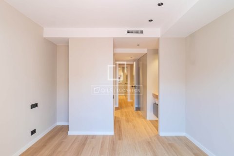3 bedrooms apartment for sale in Barcelona, Catalonia, Spain № 7180 - photo 21