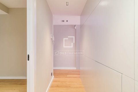 3 bedrooms apartment for sale in Barcelona, Catalonia, Spain № 7180 - photo 9