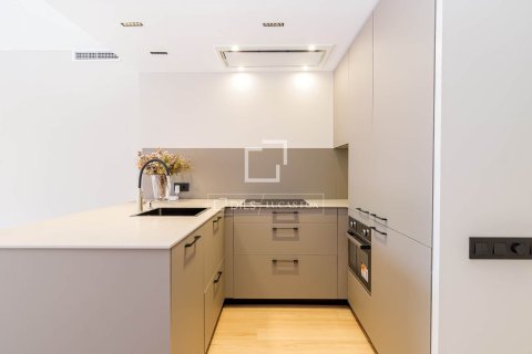 3 bedrooms apartment for sale in Barcelona, Catalonia, Spain № 7180 - photo 15