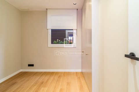 3 bedrooms apartment for sale in Barcelona, Catalonia, Spain № 7180 - photo 5