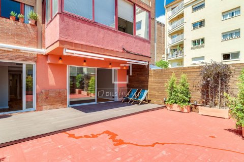 3 bedrooms apartment for sale in Barcelona, Catalonia, Spain № 7180 - photo 18