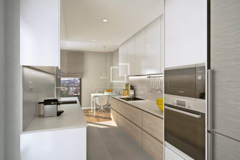 Apartamento de 3 dormitorios en venta en Barcelona, Cataluña, Spain № 4247 - foto 4