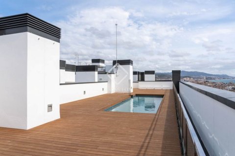 Apartamento de 3 dormitorios en venta en Barcelona, Cataluña, Spain № 4247 - foto 13