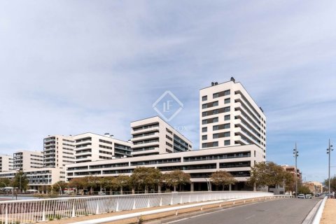 Apartamento de 3 dormitorios en venta en Barcelona, Cataluña, Spain № 4247 - foto 12