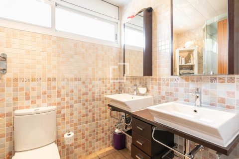 3 chambres villa à vendre à Castelldefels, Barcelona, Catalonia, Spain № 4244 - photo 14