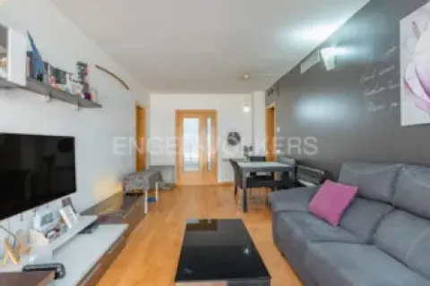 Квартира с 3 спальнями в Монторнес-дель-Вальесе, Барселона, Каталония, Испания № 3184