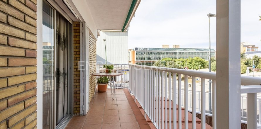 Квартира с 4 спальнями в Эсплугес-де-Льобрегате, Барселона, Каталония, Испания № 3187