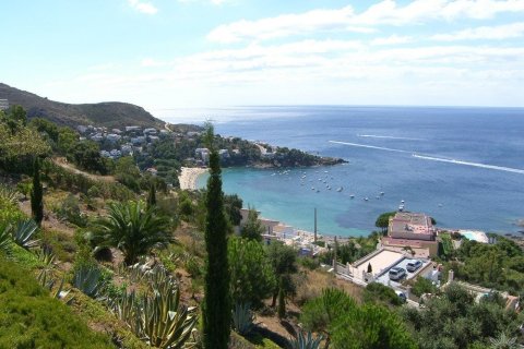 Купить виллу в Розы, Испания с 5 спален, 708м², № 878 - фото 2