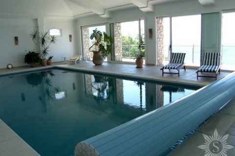 Вилла с 5 спальнями в Розы, Герона, Каталония, Испания № 878