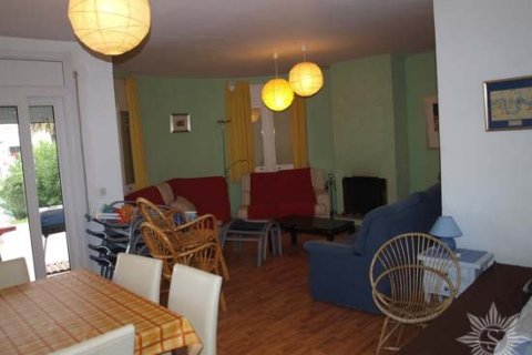 Купить виллу в Розы, Испания с 15 спален, 442м², № 877 - фото 9