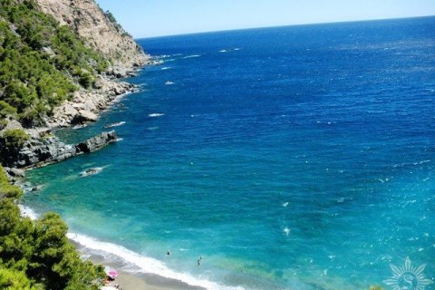 Купить виллу в Льорет-де-Мар, Испания с 6 спален, 700м², № 881 - фото 3