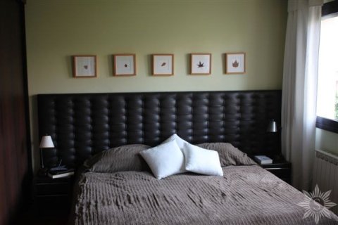 Купить виллу в Барселона, Испания с 3 спальни, 128м², № 882 - фото 2