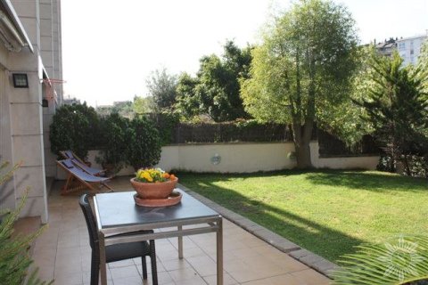 Купить виллу в Барселона, Испания с 3 спальни, 128м², № 882 - фото 9