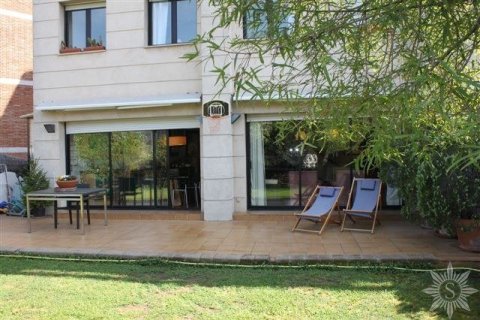 Купить виллу в Барселона, Испания с 3 спальни, 128м², № 882 - фото 7