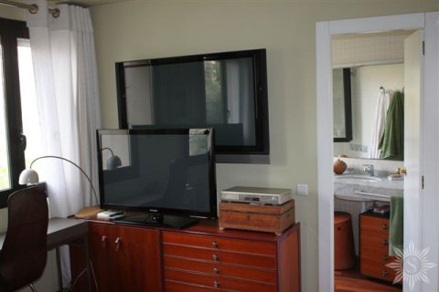 Купить виллу в Барселона, Испания с 3 спальни, 128м², № 882 - фото 29