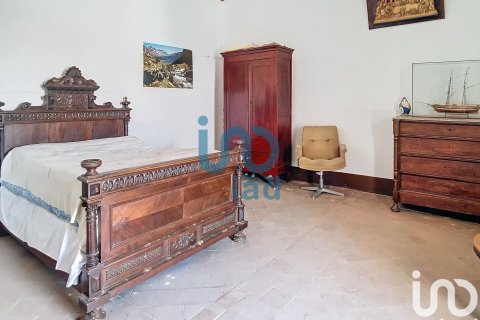 10 bedrooms house for sale in Sant Andreu de la Barca, Barcelona, Catalonia, Spain № 4946 - photo 8