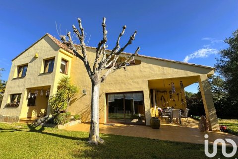 4 bedrooms house for sale in Barcelona, Catalonia, Spain № 4950 - photo 4