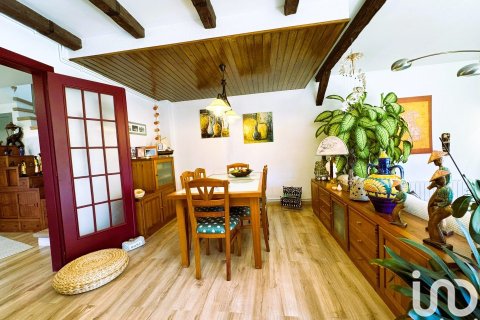 4 bedrooms house for sale in Barcelona, Catalonia, Spain № 4950 - photo 9