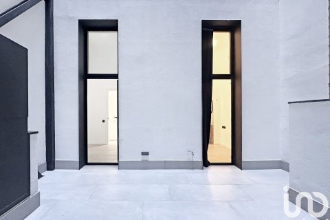 2 bedrooms apartment for sale in Barcelona, Catalonia, Spain № 4952 - photo 19