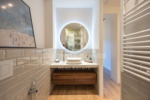 2 bedrooms apartment for sale in Barcelona, Catalonia, Spain № 5714 - photo 21