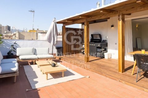 1332 sq.m. commercial property for sale in Barcelona, Catalonia, Spain № 5720 - photo 2