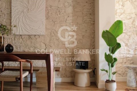 1332 sq.m. commercial property for sale in Barcelona, Catalonia, Spain № 5720 - photo 6