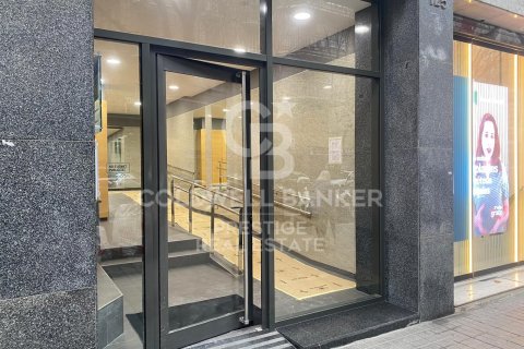 340 sq.m. commercial property for sale in Barcelona, Catalonia, Spain № 5719