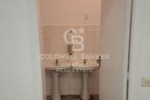 340 sq.m. commercial property for sale in Barcelona, Catalonia, Spain № 5719 - photo 12