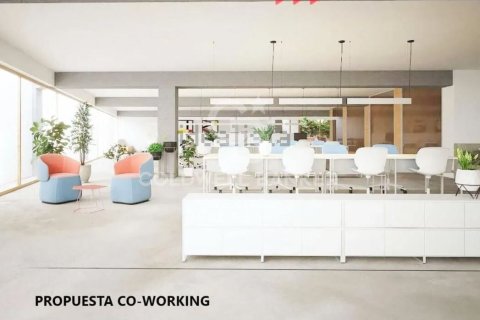 Купить коммерческую недвижимость в Барселона, Испания № 5718 - фото 3