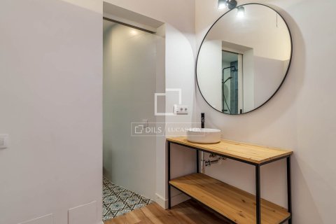 3 bedrooms apartment for rent in Barcelona, Catalonia, Spain № 6357 - photo 12