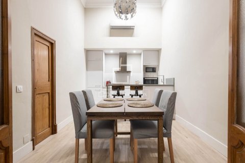 Снять в аренду квартиру в Барселона, Испания с 2 спальни, 137м², № 6354 - фото 10