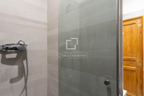 Снять в аренду квартиру в Барселона, Испания с 2 спальни, 137м², № 6354 - фото 25