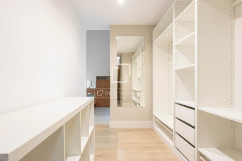 Снять в аренду квартиру в Барселона, Испания с 2 спальни, 137м², № 6354 - фото 22