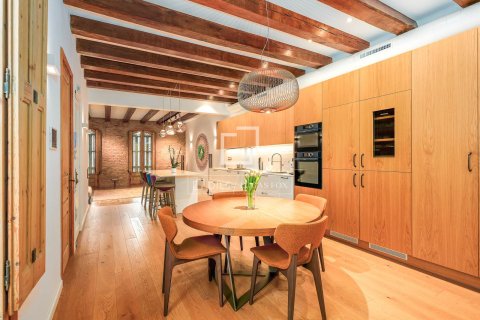 Снять в аренду квартиру в Барселона, Испания с 2 спальни, 111м², № 6358 - фото 10