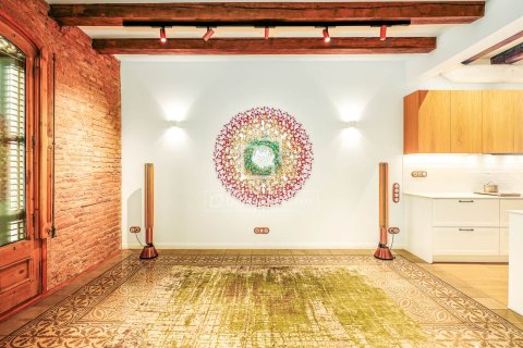 Снять в аренду квартиру в Барселона, Испания с 2 спальни, 111м², № 6358 - фото 3