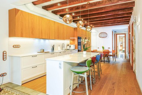 Снять в аренду квартиру в Барселона, Испания с 2 спальни, 111м², № 6358 - фото 5