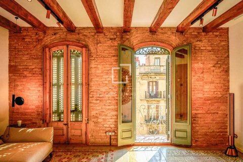 Снять в аренду квартиру в Барселона, Испания с 2 спальни, 111м², № 6358 - фото 4