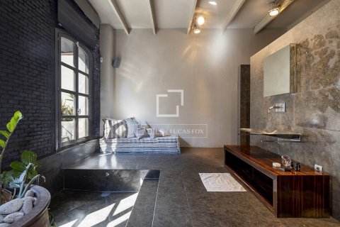 Снять в аренду квартиру в Барселона, Испания с 2 спальни, 251м², № 6355 - фото 22