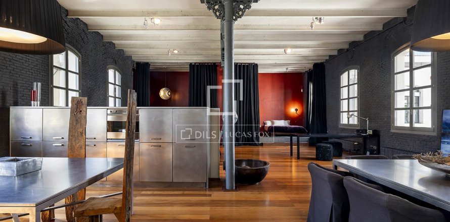 Квартира с 2 спальнями в Барселоне, Каталония, Испания № 6355